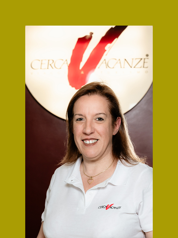 ELENA-SIBILLE-CERCAVACANZE-AGENZIA-VIAGGI-TORINO