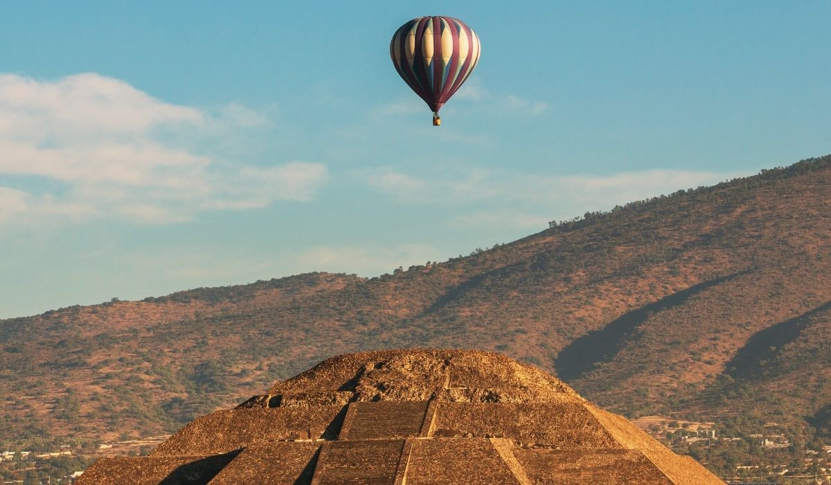 Teotihuacan e il volo in mongolfiera
