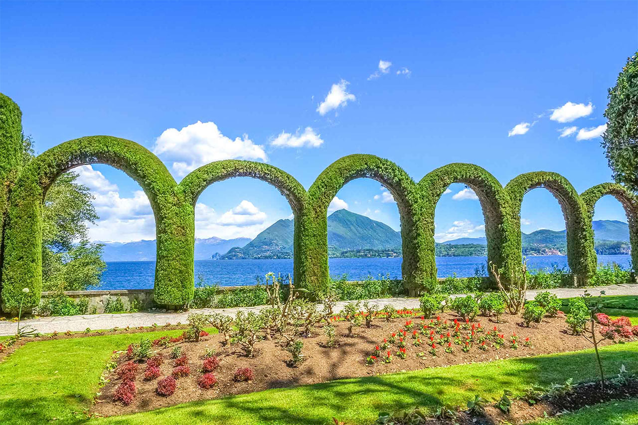 viaggio in giornata lago dorta villa taranto2