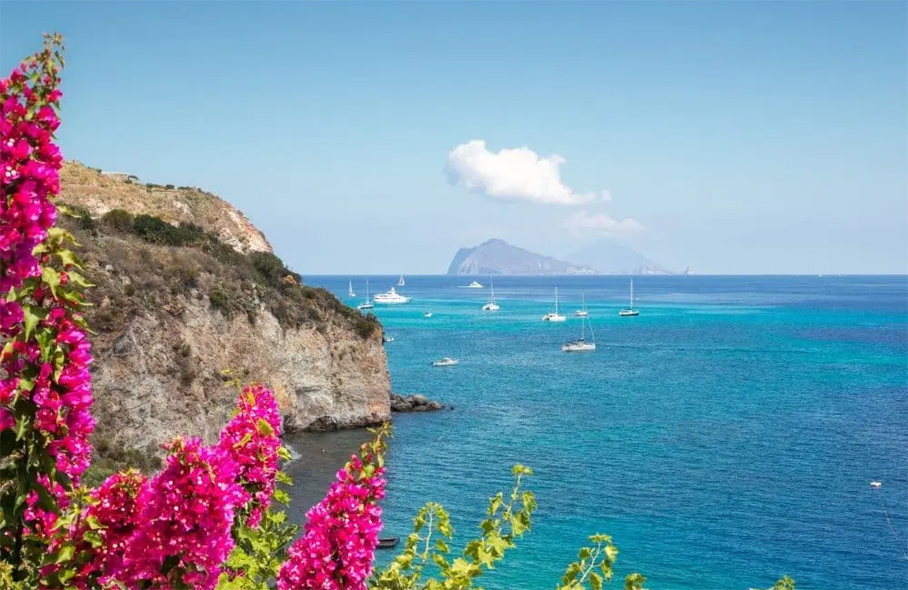 sicilia isole eolie lipari vulcano tour