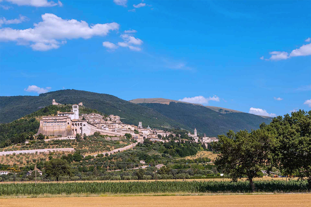umbria viaggio pullman assisi panorama
