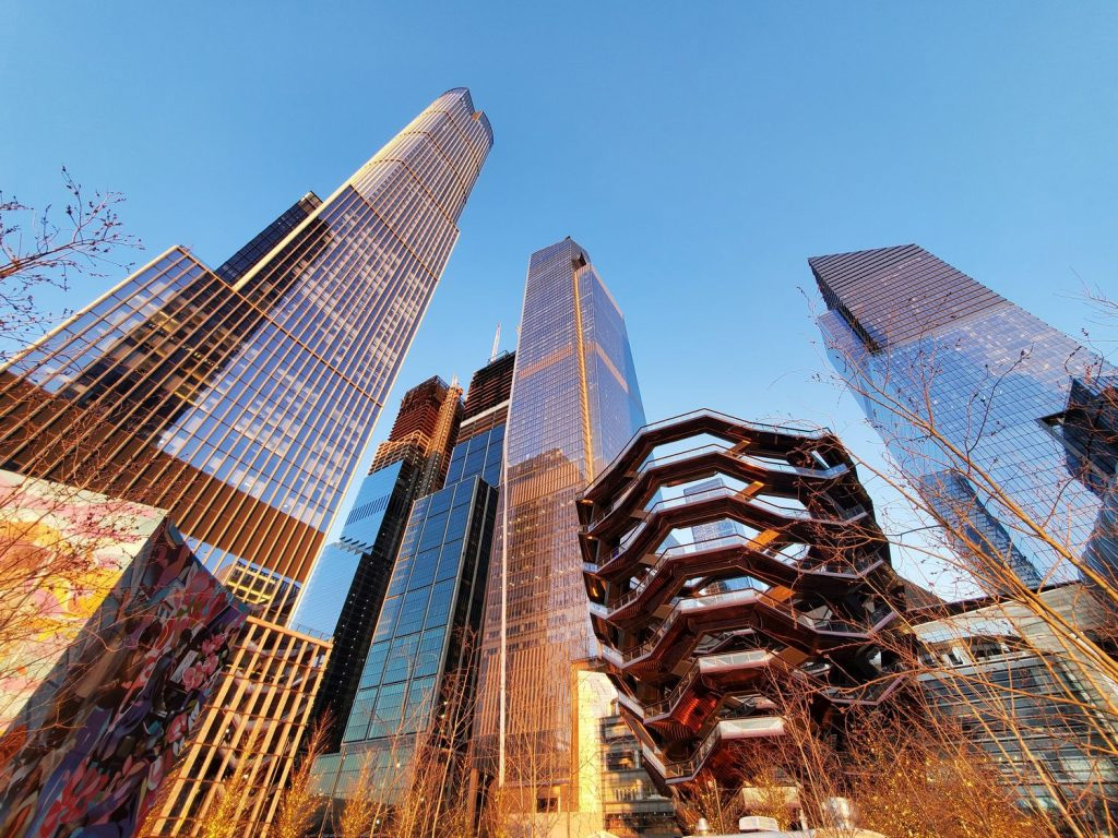 viaggio autunno new york america halloween hudson yards vessel