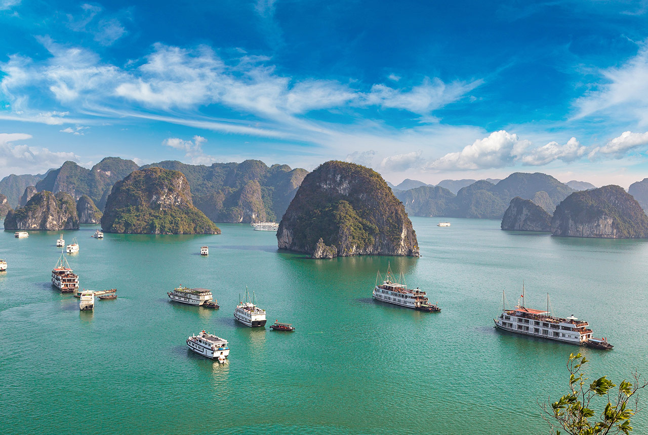 vietnam baia di halong faraglioni calcarei patrimonio unescojpg